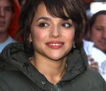 Norah Jones arrive à  Good Morning America , à New York, le 16 novembre 2009