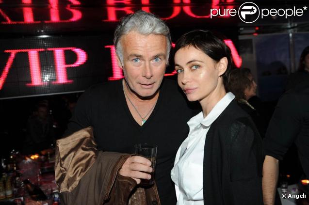 Grâce aux hôtels de luxe Six Senses, les célébrités ont eu tous les sens en éveil au VIP Room de Jean-Roch, le 16 novembre 2009. Photo : Franck Dubosc et Emmanuelle Béart 