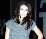 La charmante Jessica Szohr, à l'occasion de l'inauguration de la boutique American Eagle Outfitters de Times Square, à New York, le 17 novembre 2009.