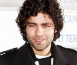Le charismatique Adrian Grenier, à l'occasion de l'inauguration de la boutique American Eagle Outfitters de Times Square, à New York, le 17 novembre 2009.