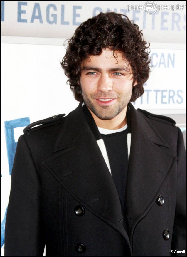 Le charismatique Adrian Grenier, à l'occasion de l'inauguration de la boutique American Eagle Outfitters de Times Square, à New York, le 17 novembre 2009.