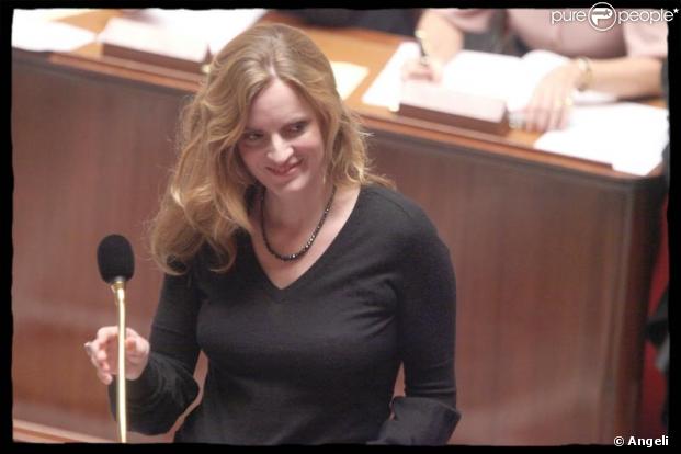 Nathalie Kosciusko-Morizet participe au débat sur les questions d'actualité, le 18 novembre 2009. 