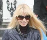 Claudia Schiffer et Stella McCartney ont accompagné ensemble leurs enfants à l\'école le 18 novembre 2009 à Londres<br />