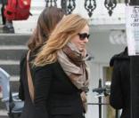 Claudia Schiffer et Stella McCartney ont accompagné ensemble leurs enfants à l\'école le 18 novembre 2009 à Londres<br />