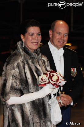 Caroline et Albert de Monaco lors des festivités du soir de la Fête nationale du 19 novembre 2009 à Monaco