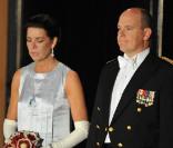 Caroline et Albert de Monaco lors des festivités du soir de la Fête nationale du 19 novembre 2009 à Monaco : l'opéra Turandot au Forum Grimaldi 