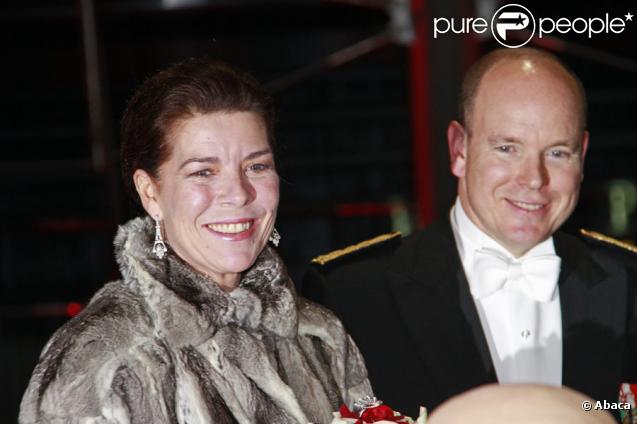 Caroline et Albert de Monaco lors des festivités du soir de la Fête nationale du 19 novembre 2009 à Monaco