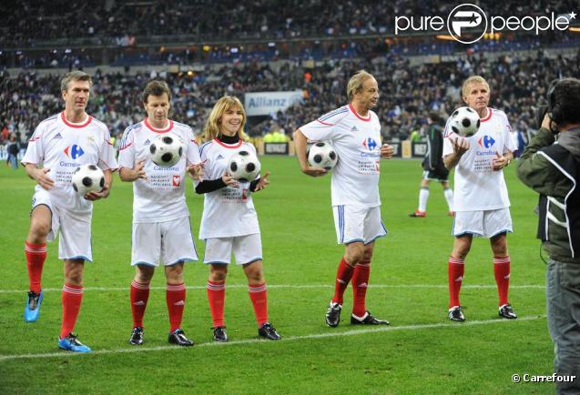 Philippe Caroit, Philippe Lelièvre, Nathalie Vincent, Patrick Chesnais, et Patrick Poivre d'Arvor, participent à l'opération 