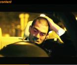 Jonathan de Secret Story joue dans le clip Drive me Insane
