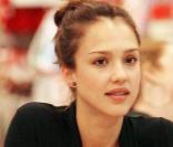 Jessica Alba : Opération supermarché, mais jamais... sans Honor trop irrésistible !