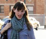 Jennifer Garner et sa fille Violet Affleck passent une journée entre filles le 21 novembre 2009 à Santa Monica, Los Angeles