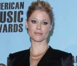 Julie Bowen, à l'occasion de la grande soirée des 37e American Music Awards, qui s'est tenue à Los Angeles, le 22 novembre 2009.