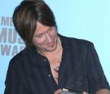 Keith Urban, à l'occasion de la grande soirée des 37e American Music Awards, qui s'est tenue à Los Angeles, le 22 novembre 2009.