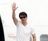 Cameron Diaz et Tom Cruise quittent l'Autriche depuis l'aéroport de Salzburg le 27 novembre 2009 où ils tournaient Knight & Day