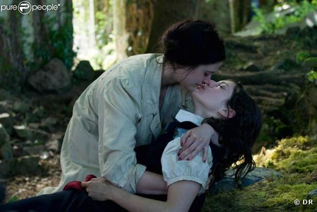 Des images de  Cracks , avec la belle Eva Green, en salles le 30 décembre 2009.
