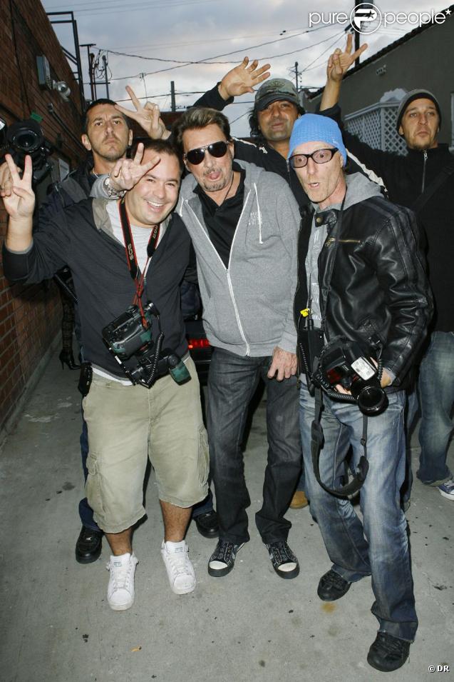 Johnny Hallyday avec ses copains les paparazzis à LA vendredi 4 décembre 