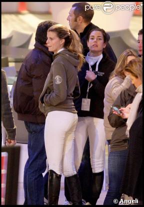 Gucci Masters, à Villepinte, le 10 décembre 2009 : Athina Onassis et Charlotte Casiraghi 