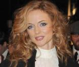 La sexy Heather Graham, à l'occasion de l'avant-première de  Sherlock Holmes , qui s'est tenue à l'Empire de Leicester Square, à Londres, le 14 décembre 2009.
