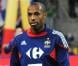 Thierry Henry pose en une du magazine  Surface Football Magazine  à l'occasion du premier anniversaire du bimestriel.