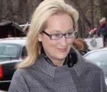 Meryl Streep à l'occasion de la promotion de  Pas si simple , de Nancy Meyers, au Ritz Hotel de New York, en décembre 2009.