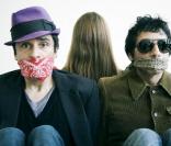 Grand Popo Football Club, alias Ariel Wizman et Nicolas Errèra, tente une seconde percée discographique, aidé par... Tania Russo !