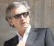 Bernard-Henri Levy violemment agressé : Obligé de quitter son domicile avec Arielle Dombasle ! Il nous répond... (réactualisé)