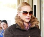 Nicollette Sheridan s'accordait après sa séance d'équitation un petit détour par un restaurant de L.A., le 15 janvier 2010.