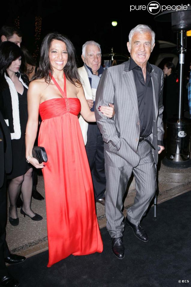 Jean-Paul Belmondo et Barbara Gandolfi arrivent aux LAFCA Awards, à Los Angeles le 16 janvier 2010 !
