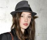 Astrid Berges à l'occasion du dîner-cocktail organisé par la maison Chaumet pour les Révélations des César 2010, à l'hôtel Meurice, le 18 janvier 2010.