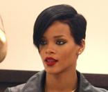 Rihanna, lors de son shopping chez Ungaro