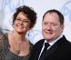 John Lasseter et sa femme Nancy à l'occasion de la cérémonie des PGA Awards, qui se sont tenus à Hollywood, Los Angeles, le 24 janvier 2010.