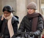 Naomi Watts, à New York, promène ses deux garçons. 1er février 2010