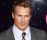 Jason Lewis