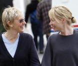 Portia De Rossi et Ellen DeGeneres, balade en tête dans les rues de Los Angeles le 6 février 2010