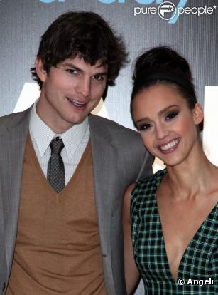 Jessica Alba et Ashton Kutcher à la première londonienne de Valentine's Day