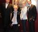 Jean Reno, Raphaëlle Agogué, Mélanie Laurent, Gad Elmaleh et Hugo à la première de La Rafle, à Paris. 14/02/2010