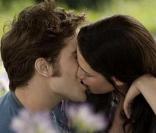 Les nouvelles images de  Twilight - Chapitre 3 : Tentation. 