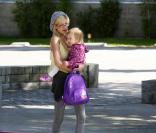 Tori Spelling avec sa fille à Los Angeles (16 février 2010)