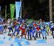 Martin Fourcade a décroché l'argent en biathlon sur le 15 km (mass start). Son frère Simon s'est classé 14e. A l'arrivée, le gain de la médaille a offert une belle scène de liesse entre les Fourcade brothers !