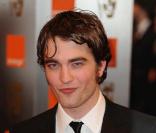 Robert Pattinson lors de la cérémonie des Bafta, à Londres, le 21 février 2010 !