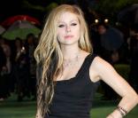 Avril Lavigne à la première du film Alice Aux Pays Des Merveilles, le 25 février 2010