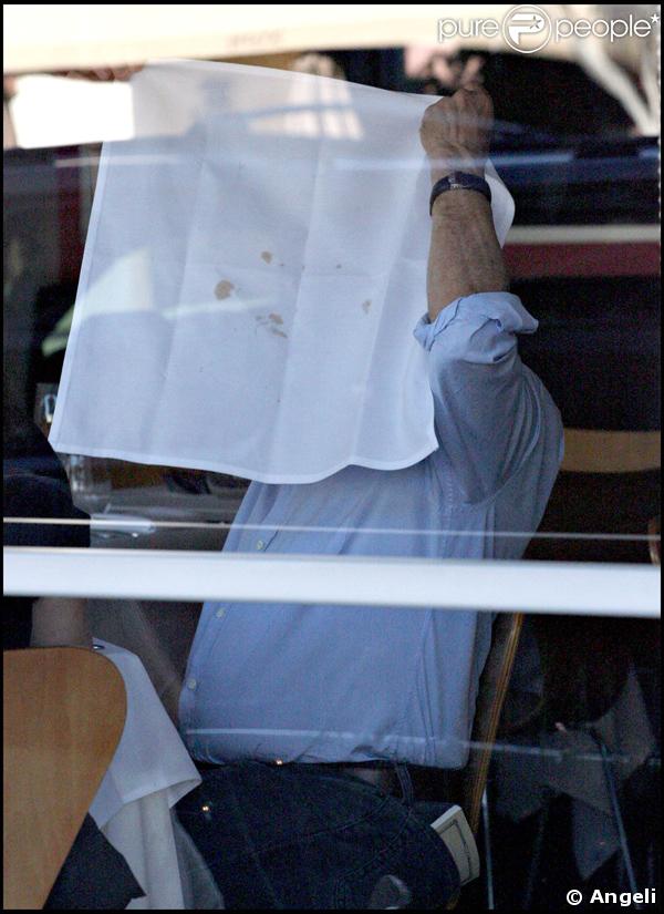 Dustin Hoffman et sa serviette