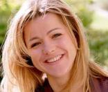 Laure Guibert était décoratrice pour AB Prod. Repérée par Jean-Luc Azoulay, elle intègre la série et devient Bénédicte. Aujourd'hui Laure est retournée à ses premières amours : la sculpture.