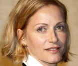 Hilguegue : Babsie Steger a poussé la chansonnette et apparaît désormais régulièrement dans des téléfilms tels que Père et Maire, Joséphine ange Gardien ou encore Camping Paradis.  