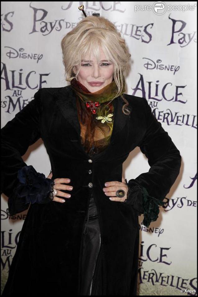 Armande Altaï lors de la première à Paris d'Alice au Pays des merveilles le 15 mars 2010