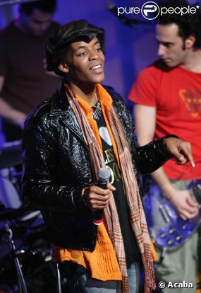 Bertrand Agot, demi-finaliste de la Star Academy 7.