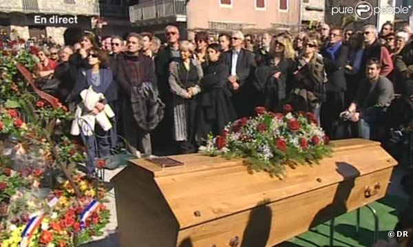 Les obsèques de Jean Ferrat à Antraigues-sur-Volane