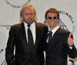 Le 15 mars 2010, le Rock and Hall Hall of Fame a accueilli cinq nouveaux dieux, en présence des frères Gibb, remettants 
