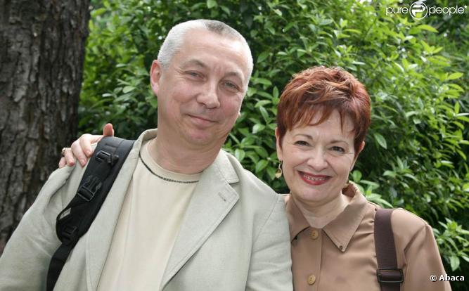 Fabienne Thibeault, ici avec son mari Jean-Pierre, recevra le 30 mars 2010 les insignes de la Légion d'honneur