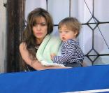 Angelina Jolie et son fils Knox en Italie le 24 mars 2010